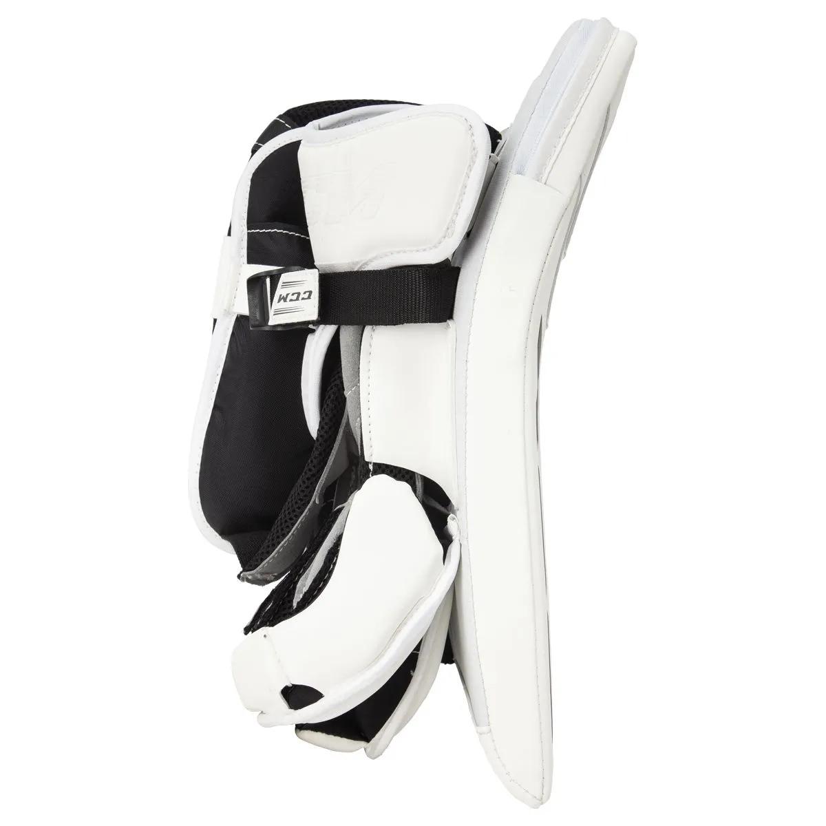 CCM Extreme Flex E5.9 Int. Goalie Blockerproduct zoom image #3