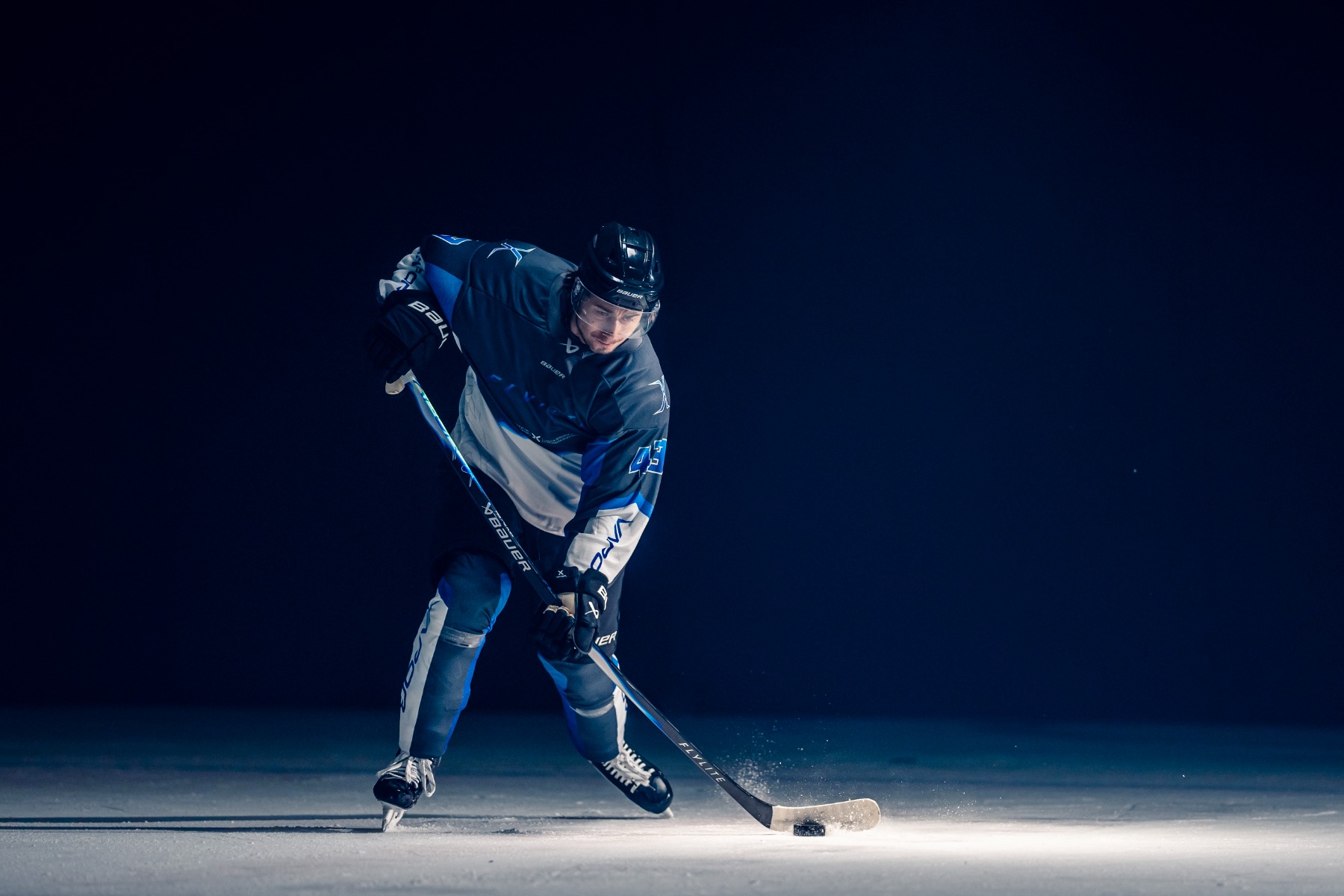 Quinn Hughes with Vapor Flylite